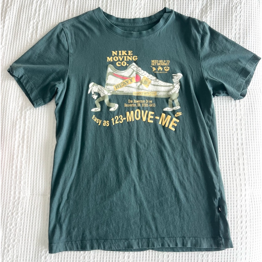 Nike T-shirt